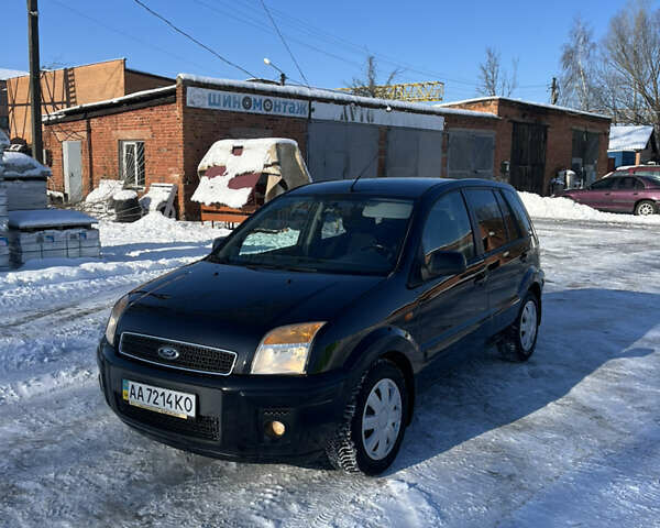 Чорний Форд Фьюжен, об'ємом двигуна 1.6 л та пробігом 145 тис. км за 6750 $, фото 1 на Automoto.ua