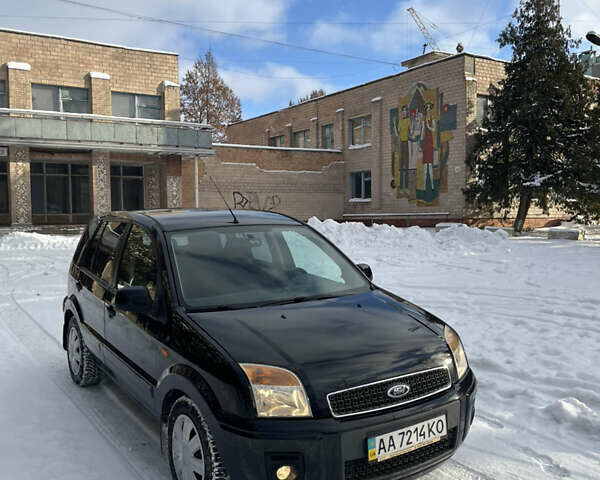 Чорний Форд Фьюжен, об'ємом двигуна 1.6 л та пробігом 143 тис. км за 6350 $, фото 1 на Automoto.ua