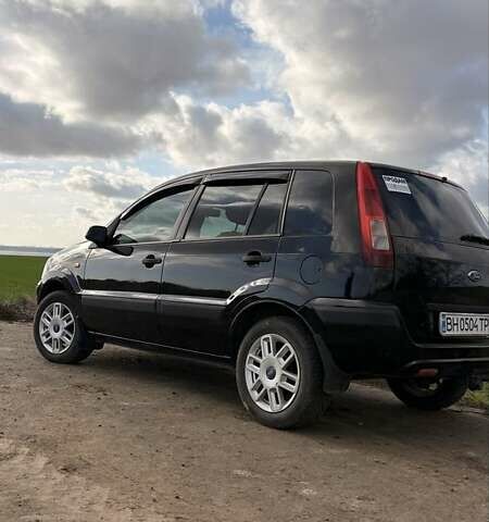 Чорний Форд Фьюжен, об'ємом двигуна 1.4 л та пробігом 290 тис. км за 4500 $, фото 1 на Automoto.ua