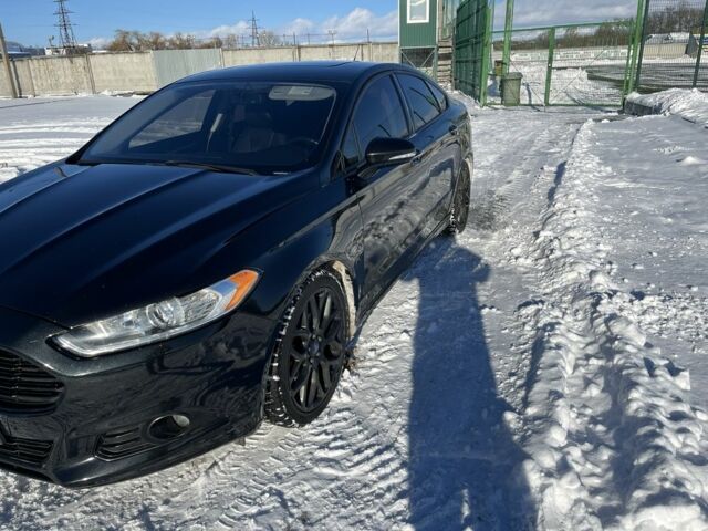 Черный Форд Фьюжн, объемом двигателя 2 л и пробегом 270 тыс. км за 10000 $, фото 1 на Automoto.ua