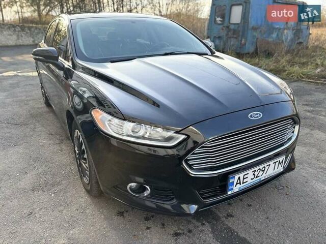 Черный Форд Фьюжн, объемом двигателя 2 л и пробегом 197 тыс. км за 9299 $, фото 1 на Automoto.ua