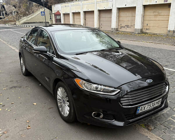 Черный Форд Фьюжн, объемом двигателя 2 л и пробегом 320 тыс. км за 9200 $, фото 1 на Automoto.ua