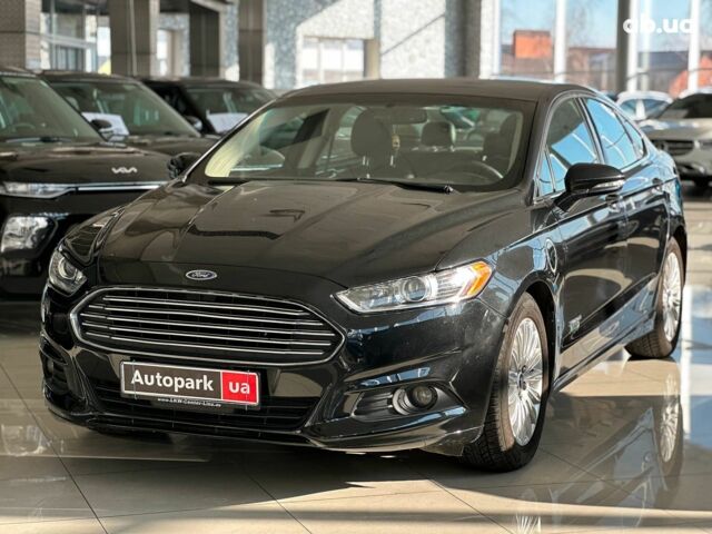 Черный Форд Фьюжн, объемом двигателя 2 л и пробегом 258 тыс. км за 11990 $, фото 1 на Automoto.ua