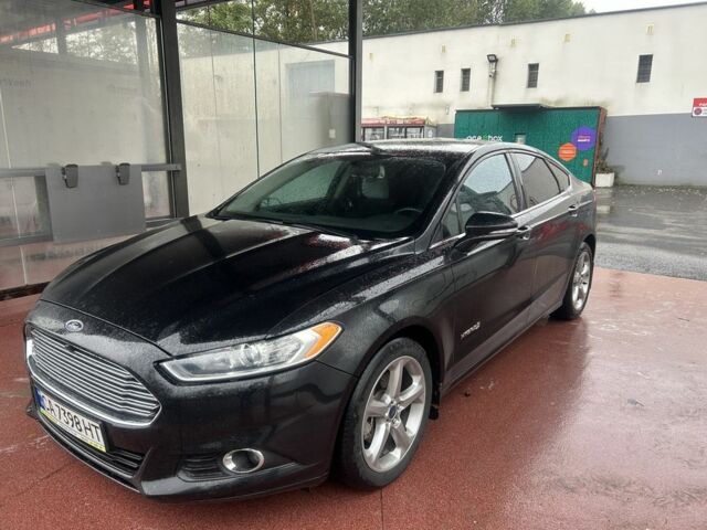 Черный Форд Фьюжн, объемом двигателя 2 л и пробегом 160 тыс. км за 10000 $, фото 1 на Automoto.ua