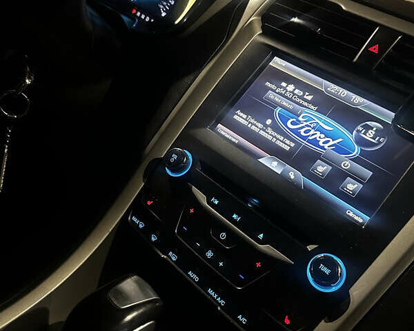 Чорний Форд Фьюжен, об'ємом двигуна 2 л та пробігом 102 тис. км за 6700 $, фото 1 на Automoto.ua