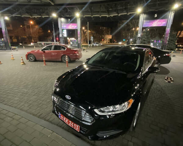 Черный Форд Фьюжн, объемом двигателя 2 л и пробегом 152 тыс. км за 14800 $, фото 1 на Automoto.ua