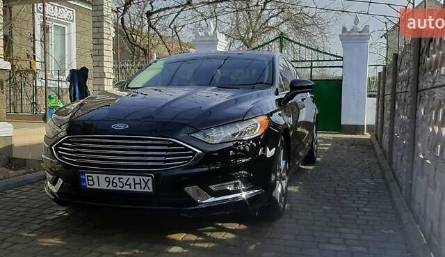 Чорний Форд Фьюжен, об'ємом двигуна 2.49 л та пробігом 40 тис. км за 15500 $, фото 1 на Automoto.ua