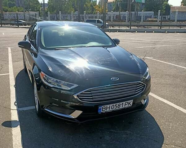 Черный Форд Фьюжн, объемом двигателя 2 л и пробегом 92 тыс. км за 18000 $, фото 1 на Automoto.ua