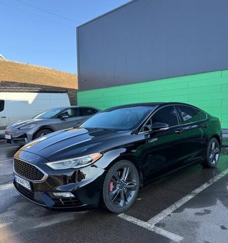 Чорний Форд Фьюжен, об'ємом двигуна 2.69 л та пробігом 75 тис. км за 13300 $, фото 1 на Automoto.ua