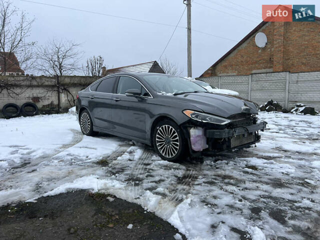 Чорний Форд Фьюжен, об'ємом двигуна 2 л та пробігом 225 тис. км за 8200 $, фото 1 на Automoto.ua