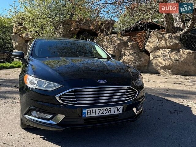 Черный Форд Фьюжн, объемом двигателя 2 л и пробегом 263 тыс. км за 12500 $, фото 1 на Automoto.ua