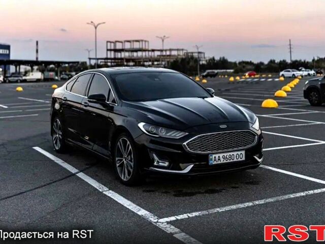 Черный Форд Фьюжн, объемом двигателя 2 л и пробегом 70 тыс. км за 15000 $, фото 1 на Automoto.ua