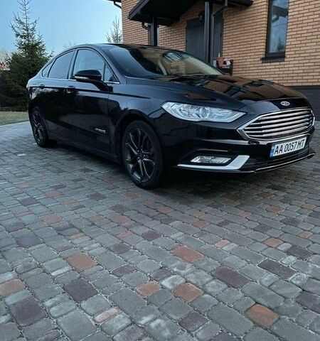 Чорний Форд Фьюжен, об'ємом двигуна 2 л та пробігом 130 тис. км за 16500 $, фото 1 на Automoto.ua