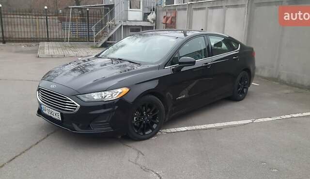 Черный Форд Фьюжн, объемом двигателя 2 л и пробегом 109 тыс. км за 16985 $, фото 1 на Automoto.ua