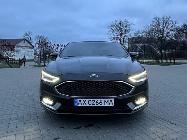 Черный Форд Фьюжн, объемом двигателя 2 л и пробегом 105 тыс. км за 15700 $, фото 1 на Automoto.ua