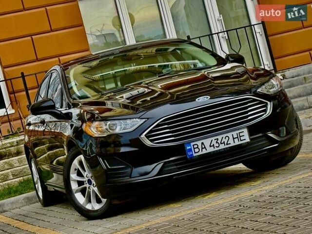 Черный Форд Фьюжн, объемом двигателя 1.5 л и пробегом 93 тыс. км за 12999 $, фото 1 на Automoto.ua