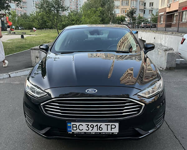 Черный Форд Фьюжн, объемом двигателя 2 л и пробегом 177 тыс. км за 14200 $, фото 1 на Automoto.ua