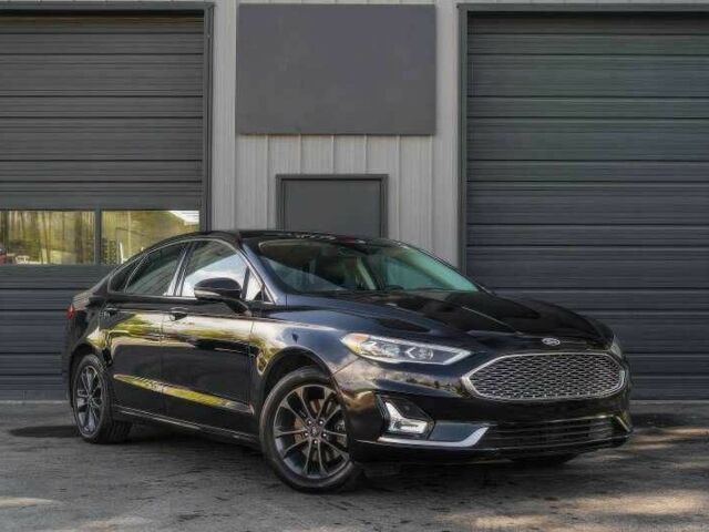 Черный Форд Фьюжн, объемом двигателя 2 л и пробегом 76 тыс. км за 6500 $, фото 1 на Automoto.ua