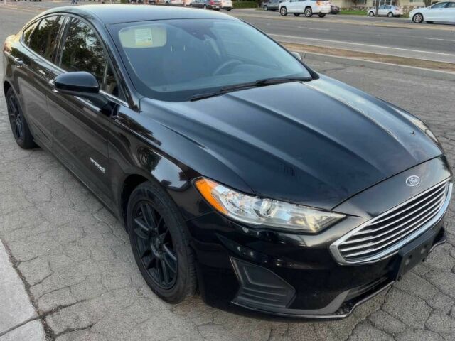 Черный Форд Фьюжн, объемом двигателя 2 л и пробегом 47 тыс. км за 9000 $, фото 1 на Automoto.ua