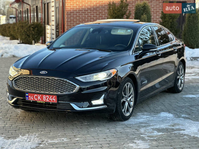 Черный Форд Фьюжн, объемом двигателя 2 л и пробегом 155 тыс. км за 16900 $, фото 1 на Automoto.ua