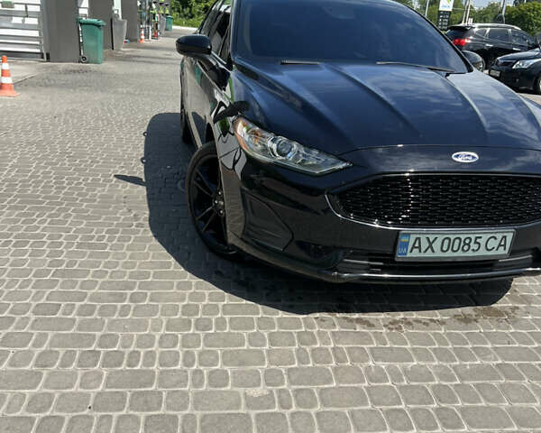 Чорний Форд Фьюжен, об'ємом двигуна 2 л та пробігом 118 тис. км за 15900 $, фото 1 на Automoto.ua