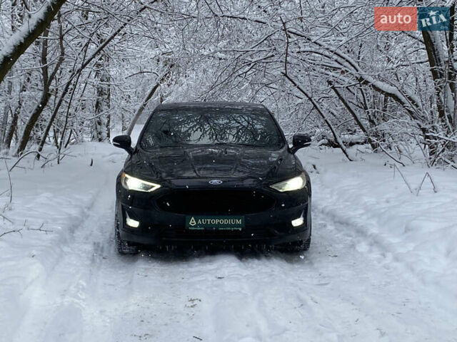Чорний Форд Фьюжен, об'ємом двигуна 2 л та пробігом 67 тис. км за 21000 $, фото 1 на Automoto.ua