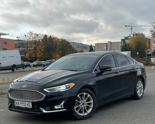 Форд Фьюжн 2020 в Киеве на Automoto.ua Черный Форд Фьюжн, объемом двигателя 2 л и пробегом 71 тыс. км за 19300 $, фото 1 на Automoto.ua