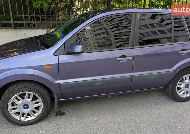 Фіолетовий Форд Фьюжен, об'ємом двигуна 1.4 л та пробігом 241 тис. км за 3900 $, фото 1 на Automoto.ua
