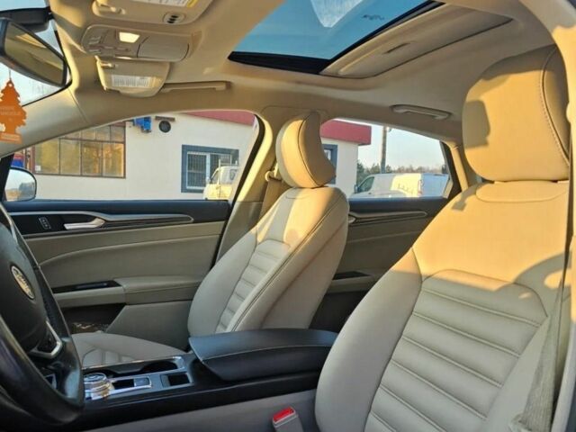 Коричневий Форд Фьюжен, об'ємом двигуна 0 л та пробігом 98 тис. км за 8600 $, фото 1 на Automoto.ua