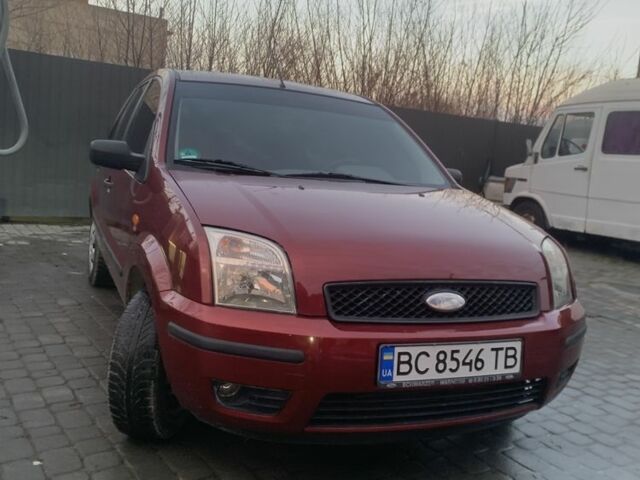 Красный Форд Фьюжн, объемом двигателя 1.4 л и пробегом 280 тыс. км за 3800 $, фото 1 на Automoto.ua