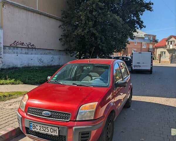 Червоний Форд Фьюжен, об'ємом двигуна 1.39 л та пробігом 246 тис. км за 4600 $, фото 1 на Automoto.ua