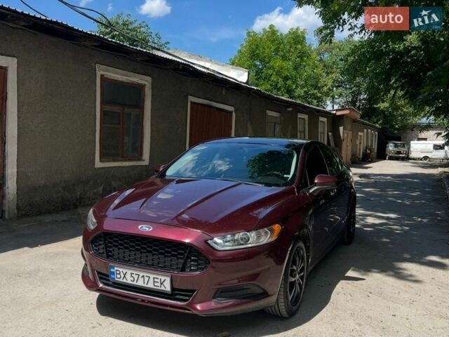 Красный Форд Фьюжн, объемом двигателя 2.49 л и пробегом 215 тыс. км за 8300 $, фото 1 на Automoto.ua