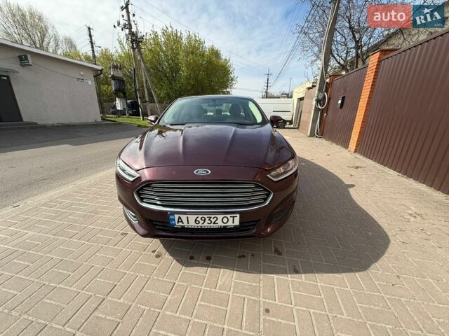 Красный Форд Фьюжн, объемом двигателя 1.6 л и пробегом 220 тыс. км за 6000 $, фото 1 на Automoto.ua