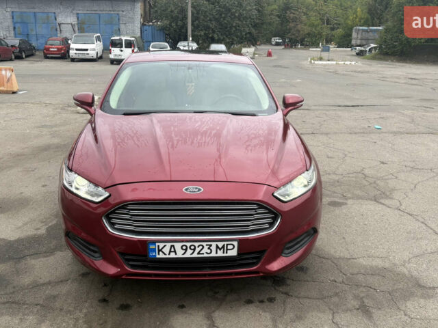 Красный Форд Фьюжн, объемом двигателя 2.5 л и пробегом 200 тыс. км за 7500 $, фото 1 на Automoto.ua