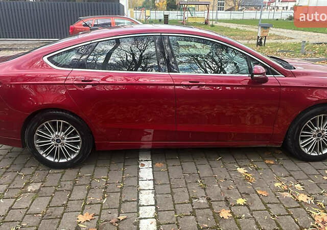 Красный Форд Фьюжн, объемом двигателя 1.5 л и пробегом 193 тыс. км за 9500 $, фото 1 на Automoto.ua