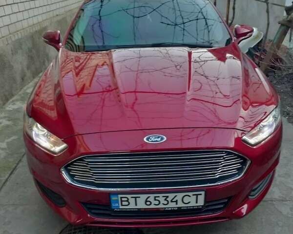 Красный Форд Фьюжн, объемом двигателя 2.5 л и пробегом 190 тыс. км за 9500 $, фото 1 на Automoto.ua