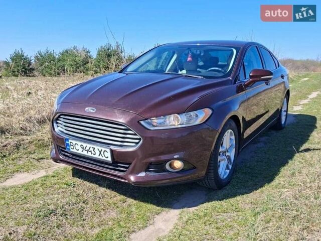 Красный Форд Фьюжн, объемом двигателя 1.6 л и пробегом 245 тыс. км за 6600 $, фото 1 на Automoto.ua