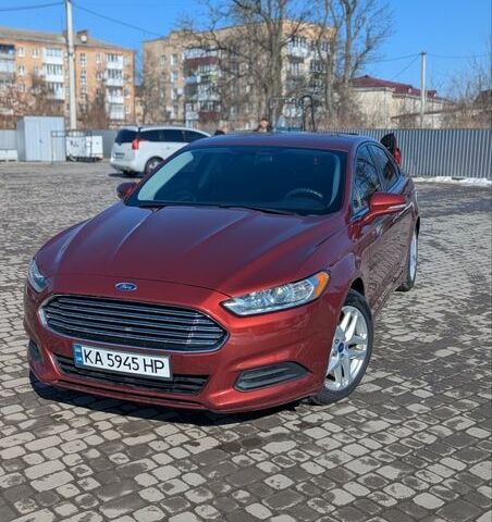 Красный Форд Фьюжн, объемом двигателя 2.5 л и пробегом 297 тыс. км за 8900 $, фото 1 на Automoto.ua