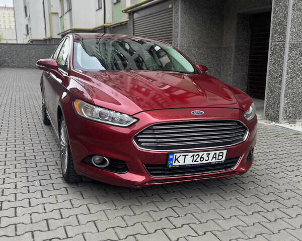 Красный Форд Фьюжн, объемом двигателя 2 л и пробегом 201 тыс. км за 8999 $, фото 1 на Automoto.ua