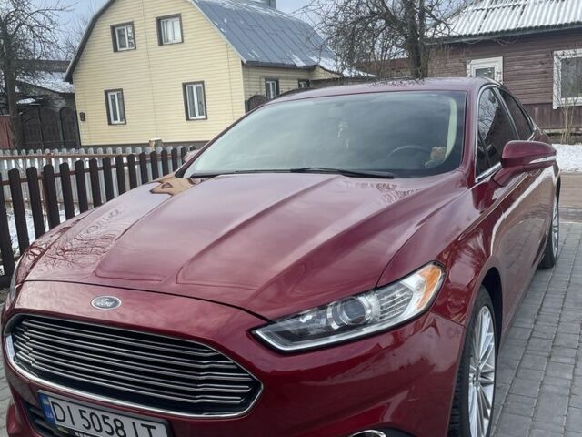 Червоний Форд Фьюжен, об'ємом двигуна 1.5 л та пробігом 218 тис. км за 9599 $, фото 1 на Automoto.ua