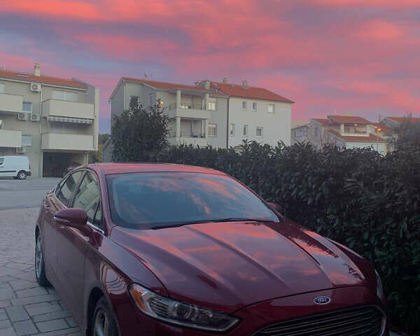 Красный Форд Фьюжн, объемом двигателя 2.5 л и пробегом 117 тыс. км за 11500 $, фото 1 на Automoto.ua