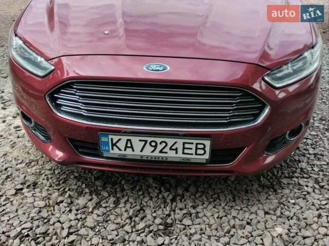 Красный Форд Фьюжн, объемом двигателя 2 л и пробегом 174 тыс. км за 11700 $, фото 1 на Automoto.ua