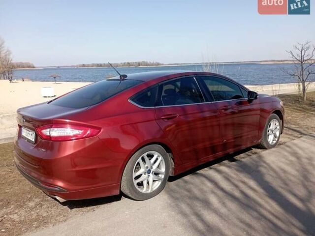 Червоний Форд Фьюжен, об'ємом двигуна 2.5 л та пробігом 100 тис. км за 8400 $, фото 1 на Automoto.ua