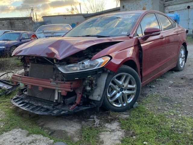 Красный Форд Фьюжн, объемом двигателя 2.5 л и пробегом 40 тыс. км за 3600 $, фото 1 на Automoto.ua