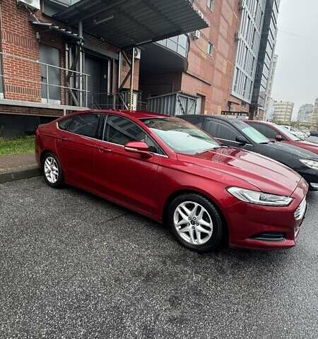 Красный Форд Фьюжн, объемом двигателя 2.5 л и пробегом 188 тыс. км за 11000 $, фото 1 на Automoto.ua