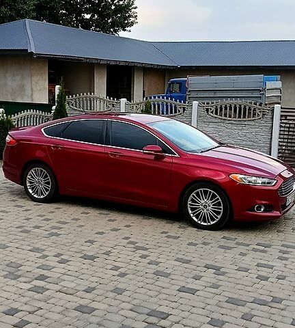 Форд Фьюжн 2015 в Львове на Automoto.ua Красный Форд Фьюжн, объемом двигателя 1.5 л и пробегом 147 тыс. км за 9500 $, фото 1 на Automoto.ua