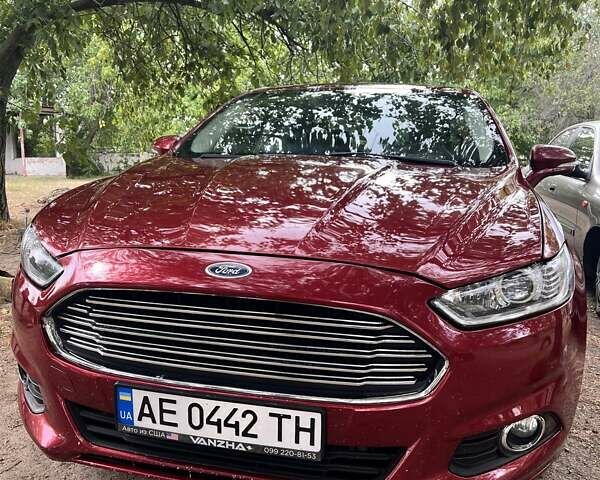 Красный Форд Фьюжн, объемом двигателя 2.5 л и пробегом 162 тыс. км за 8300 $, фото 1 на Automoto.ua