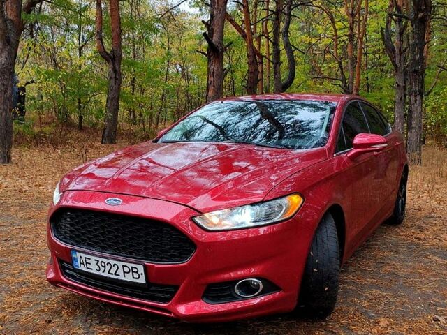 Красный Форд Фьюжн, объемом двигателя 2.5 л и пробегом 179 тыс. км за 10777 $, фото 1 на Automoto.ua