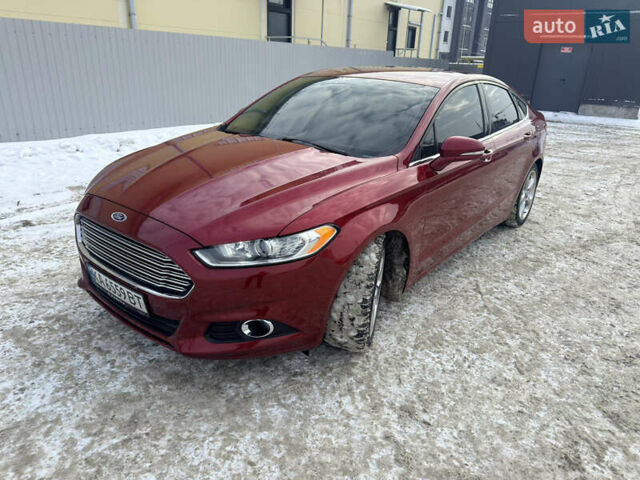 Красный Форд Фьюжн, объемом двигателя 2.5 л и пробегом 122 тыс. км за 12800 $, фото 1 на Automoto.ua