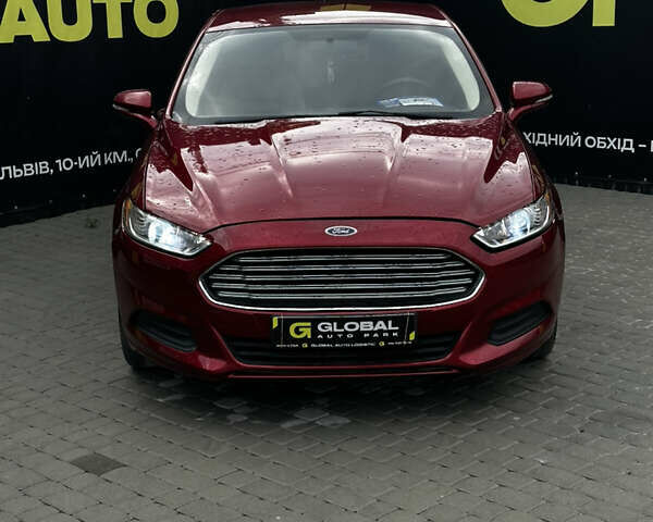 Красный Форд Фьюжн, объемом двигателя 2.49 л и пробегом 150 тыс. км за 8800 $, фото 1 на Automoto.ua